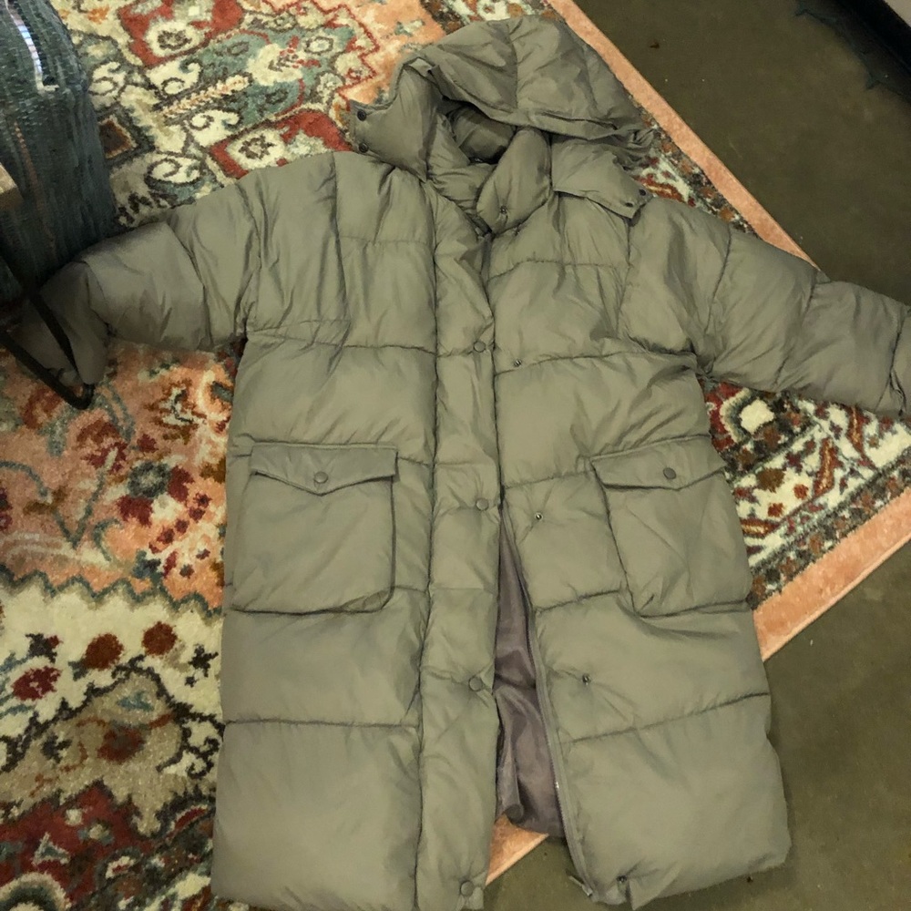 MissGuided Puffer Coat Gray size 10 NEW